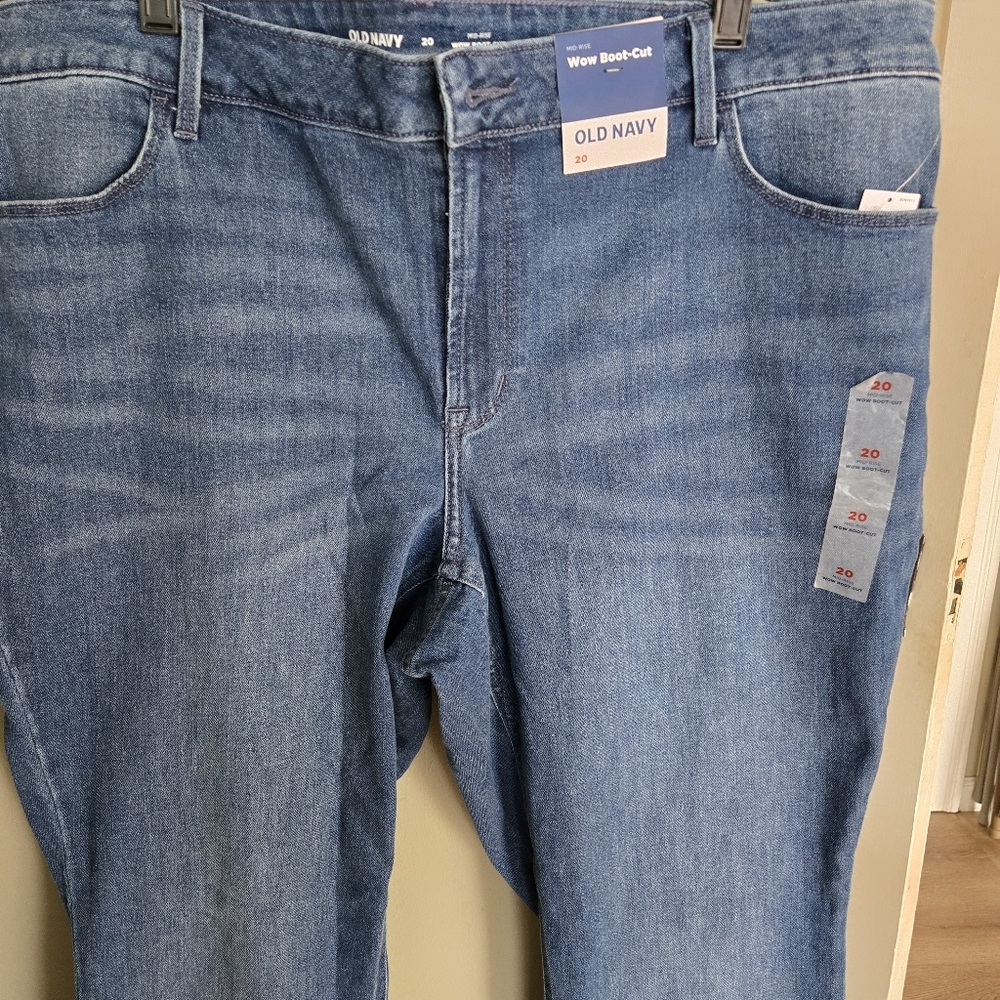 Old Navy Mid Rise Boot Cut Jeans Sz 20 - Picture 2 of 6